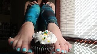Long Foot Fetish clips at great Amateur Trampling collection